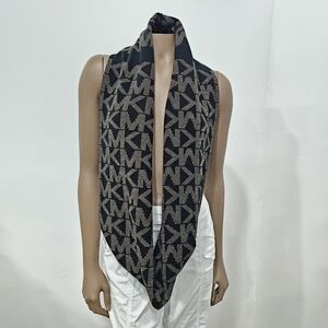 Michael kors women scarf  brown/black.